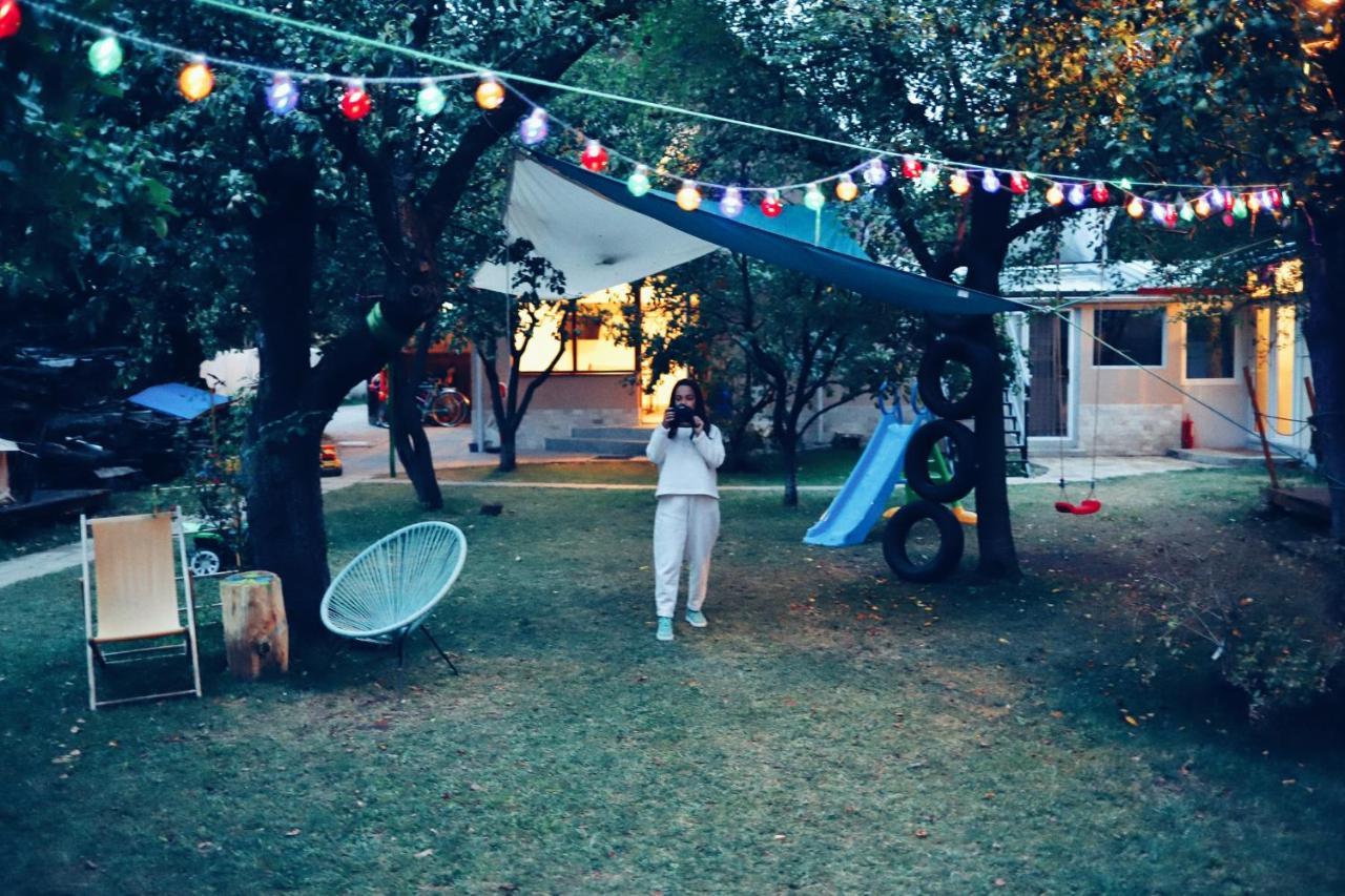 Dragonfly Gardens - The Wagons Hotel บราชอฟ ภายนอก รูปภาพ